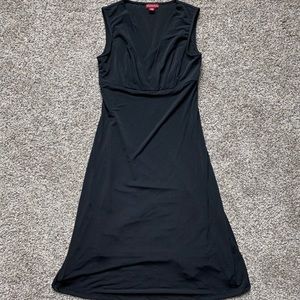 Merona black V- neck dress with built in slimmer